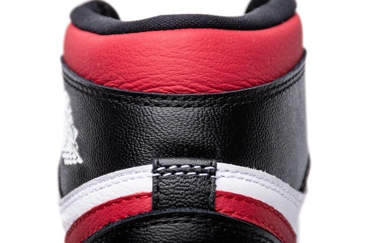 Retro High Jordan Red 555088-061 Gym Black  1 1101
